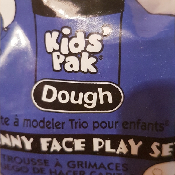 1997 Play-Doh and Mold Tools Cutter Roller Subway Kids Meal Vintage NIP - Picture 9 of 10